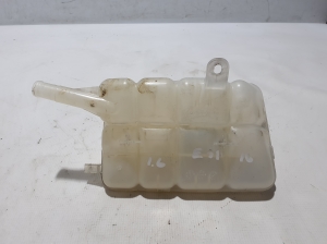 RENAULT Espace V (2014–2026) Ausgleichsbehälter 217104048R - 3