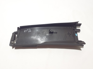 RENAULT Espace V (2014–2026) Keskpiilari siseviimistlus 769150783R - 4