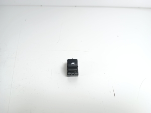 Rear side door window switch - 9208107