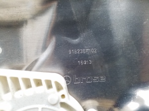 Mercedes Benz CLS-Class 218 (2011–2018) Priekšējo durvju logu pacēlājs un tā daļas A2188903667 - 3