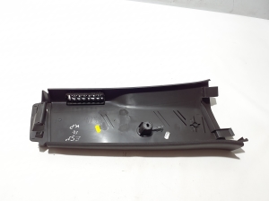 RENAULT Espace V (2014–2026) Keskpiilari siseviimistlus 769166027R - 3