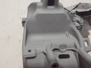  Engine holder 