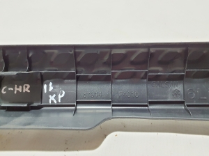 TOYOTA CHR (2016–2026) Inner sill trim 67914F4010 - 3