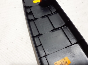 TOYOTA CHR (2016–2026) Sonstiges Teil der Heckklappenverkleidung 64790F4010 - 4