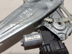 TOYOTA CHR (2016–2026) Aizmugurējo durvju logu pacēlājs 69830F4010 - 3
