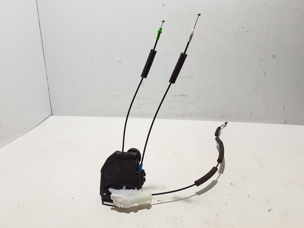 Used TOYOTA CHR Rear side door lock 69050F4010