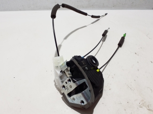 TOYOTA CHR (2016–2026) Rear side door lock 69050F4010 - 3