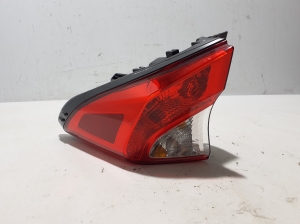Eckleuchte hinten - 81550F4010