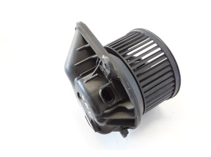 RENAULT Trafic II (2001–2014) Salongi puhuri mootor 7701208225 - 6