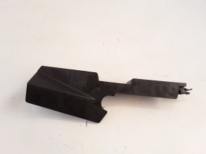 RENAULT Trafic II (2001–2014) Jahutusradiaatori õhusuunaja 8200414168 - 2