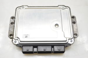 Ford Focus (2004–2011) Engine control unit 8M5112A650LB - 2