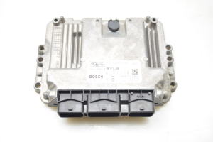 Ford Focus (2004–2011) Engine control unit 8M5112A650LB - 4