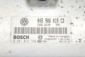 Skoda Fabia MK 2 (2007–2014) Motorsteuergerät 045906019CD - 4