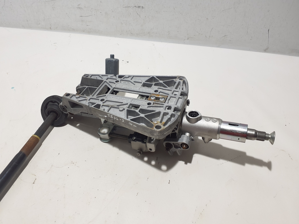 TESLA Model S 1 generation (2012-2024) Steering Column Mechanism A2044601416,A204462206 22074387