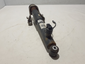  Rear shock absorber 