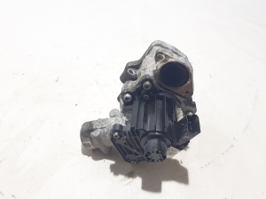  EGR valve 