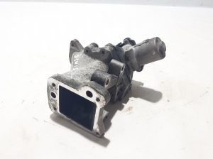  EGR valve 