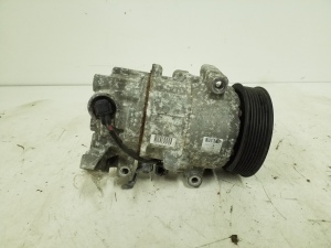 RENAULT Megane III (2008–2016) Klimakompressor 8200956574A - 6