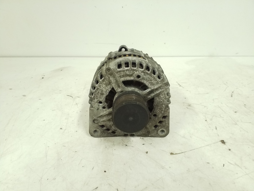 VOLKSWAGEN Passat B6 (2005-2010) Alternator 03G903023 24991536