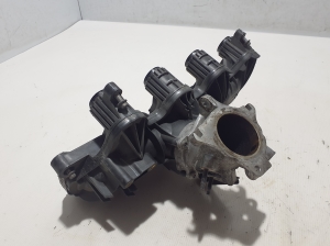  Intake manifold 