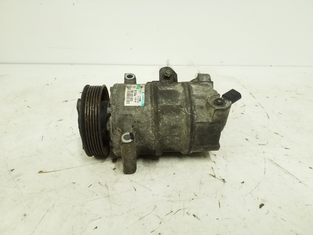 VOLKSWAGEN Passat B6 (2005-2010) Air Condition Pump 5N0820803 24991523