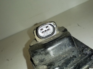  EGR valve 