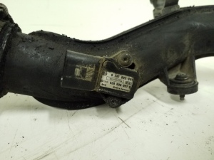 Volkswagen Passat B6 (2005–2010) Intercooler hose 5N0145770A - 2