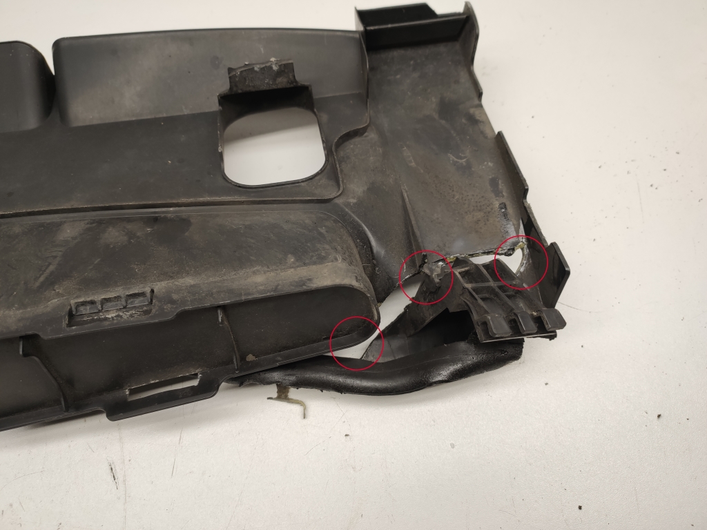 MERCEDES-BENZ C-Class W204/S204/C204 (2004-2015) Other Engine Compartment Parts A2045000155 22055932