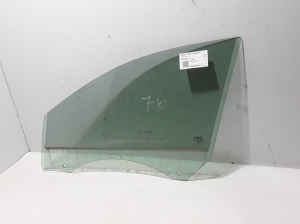   Fenster Scheibe Tür vorne  - 803012541R 
