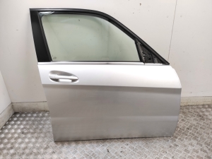 Front door - A2047205400