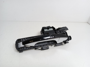 Mercedes Benz GLS 166 (2015–2019) Front door external opening handle and its details - 3
