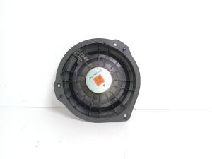 Mercedes Benz GLS 166 (2015–2019) Lautsprecher Tür vorne A1668202002 - 3