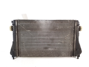 Volkswagen Passat B7 (2010–2014) Vahejahuti radiaator 3C0145805AM - 3
