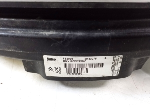 Peugeot 3008 (2009–2016) Dzesēšanas ventilators un tā daļas 9673009880 - 2