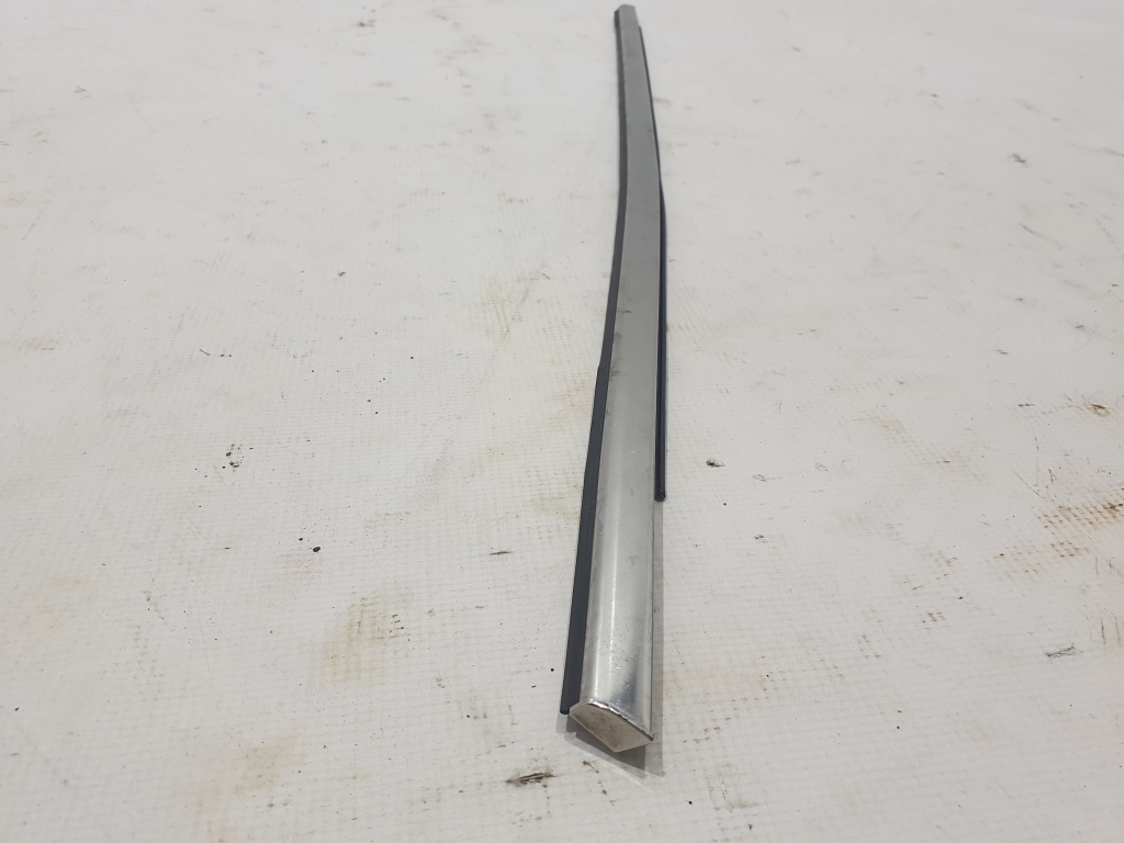 RENAULT Talisman 1 generation (2012-2024) Rear Right Door Window Molding 828204123R 22059097