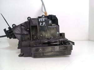 Mercedes Benz GLS 166 (2015–2019) Front door lock A0997200935 - 2