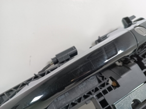 Mercedes Benz GLS 166 (2015–2019) Front door external opening handle and its details A2047602334 - 5