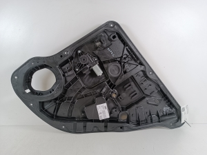 Rear side door window regulator and its parts - 