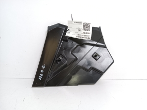 Other part of rear side door - A1667331008