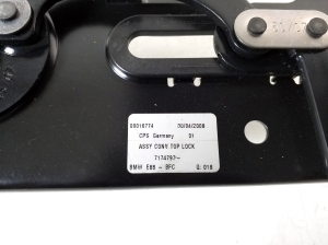 BMW 1 SERIES E88 (2007–2013) Verdeckverschluss Cabrio 7174797 - 2