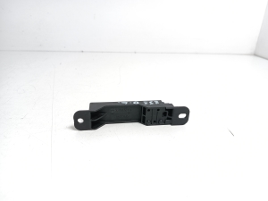 Mercedes Benz GLS 166 (2015–2019) Antenna amplifier A2059053005 - 3