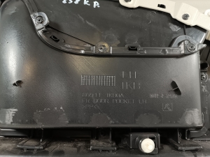 NISSAN Juke F15 (2010–2018) Priekšējo durvju apšuvums 809011KB0A - 5