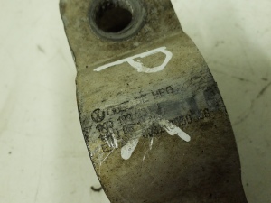 Volkswagen Golf VI (2008–2013) Querlenkerbuchse vorne 1K0199231J - 2