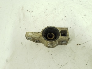 Volkswagen Golf VI (2008–2013) Querlenkerbuchse vorne 1K0199231J - 3
