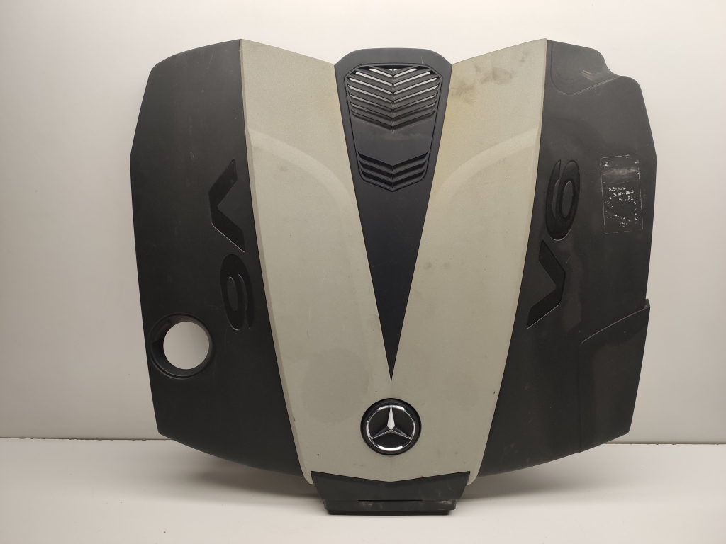 Mercedes Benz E-Class W212 (2009–2015) Engine cover A6420104267 Mercedes Benz E-Class W212 (2009–2015) Engine cover A6420104267
