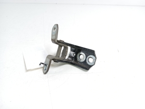 Rear side door lower hinge - 824211KA0A