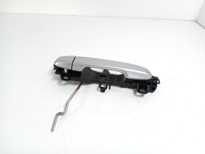 TOYOTA Auris E18 (2012–2018) Front door external opening handle and its details - 4