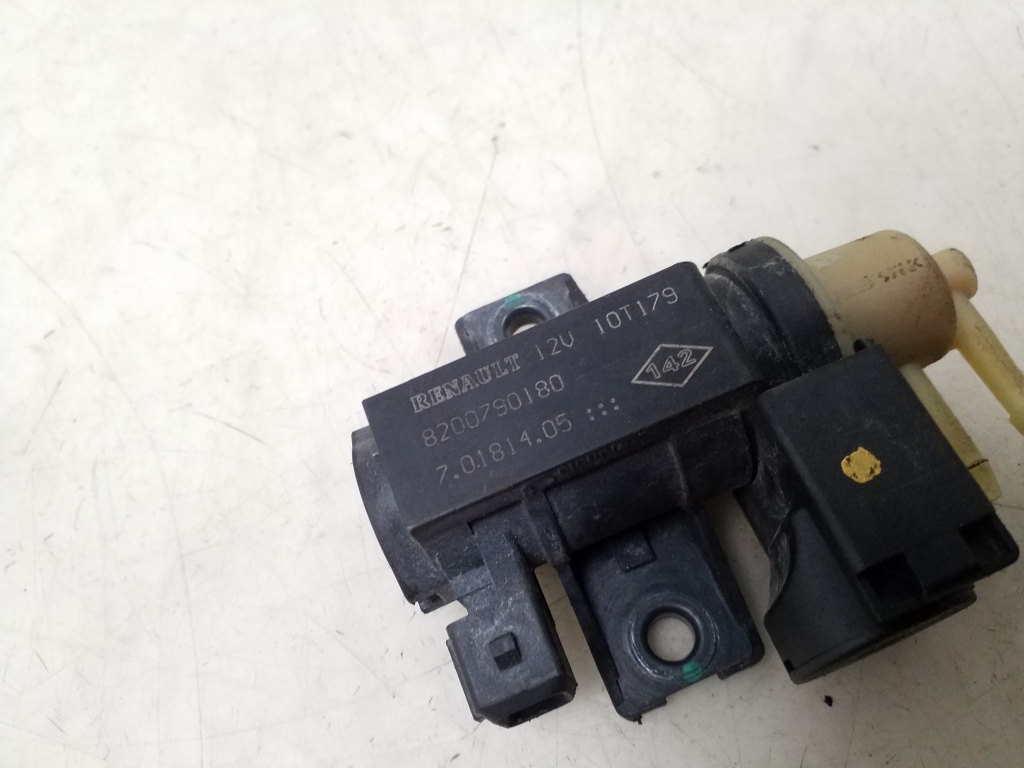 RENAULT Trafic 3 generation (2014-2023) Solenoidas 8200790180 24991368