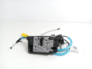 BMW 2 SERIES (F46) (2015–2026) Front door lock 51217281935 - 3