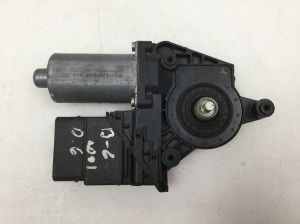 Volkswagen Passat B5 (1997–2005) Rear side door window regulator 0130821696 - 2
